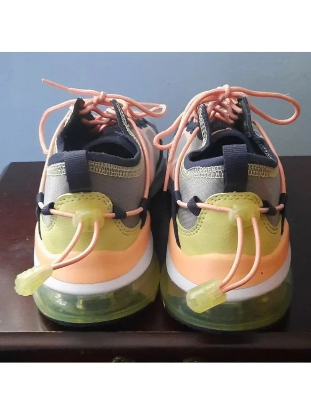 Fabletics Blue Grey Peach Green Adjustable Toggle at Heel Sneakers 7.5